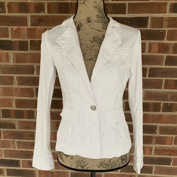 White House Black Market Jackets & Blazers - White House Black Market white blazer jacket